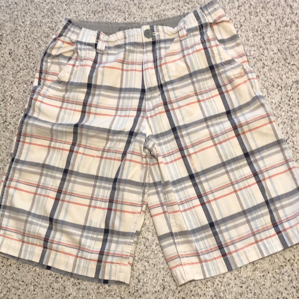 Falls Creek Plaid Shorts.  Young Mens 18.
